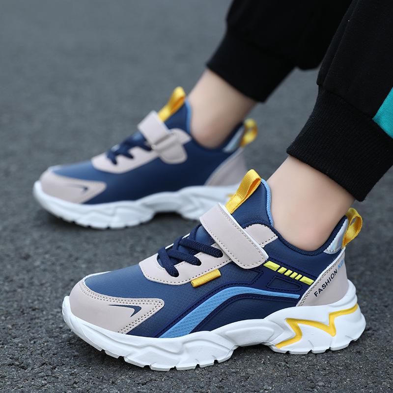 850 girls shoes 2025 spring new medium and large boys leather running shoes lightweight soft sole children's sports shoes