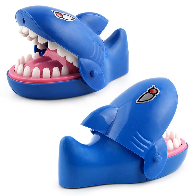New Strange Biting Shark Biting Finger Prank Toy Truth Or Adventure Party Multiplayer Interactive Game