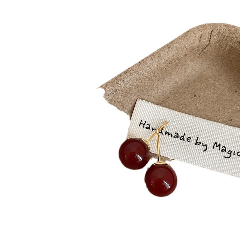 Simple Light Luxury Agate Round Bead Stud Earrings Female Niche Elegant Fashion Personality Exquisite Commuter Versatile Earrings