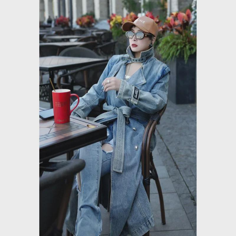 Mittellanger Denim-Windbreaker für Damen: Stilvoll & Ladylike für Frühjahr/Herbst 2024