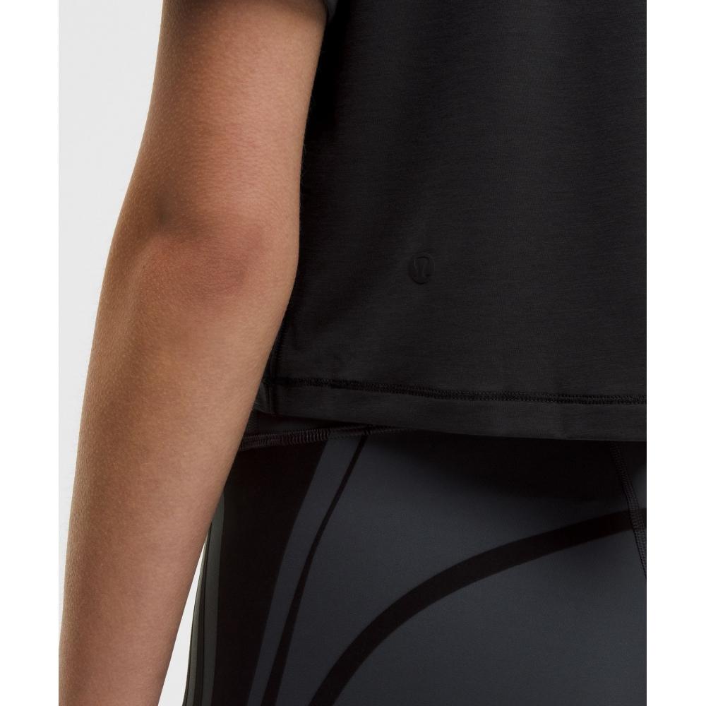 Lululemon Jersey Training Cropped Short Sleeve Shirt  Flocked Black Black