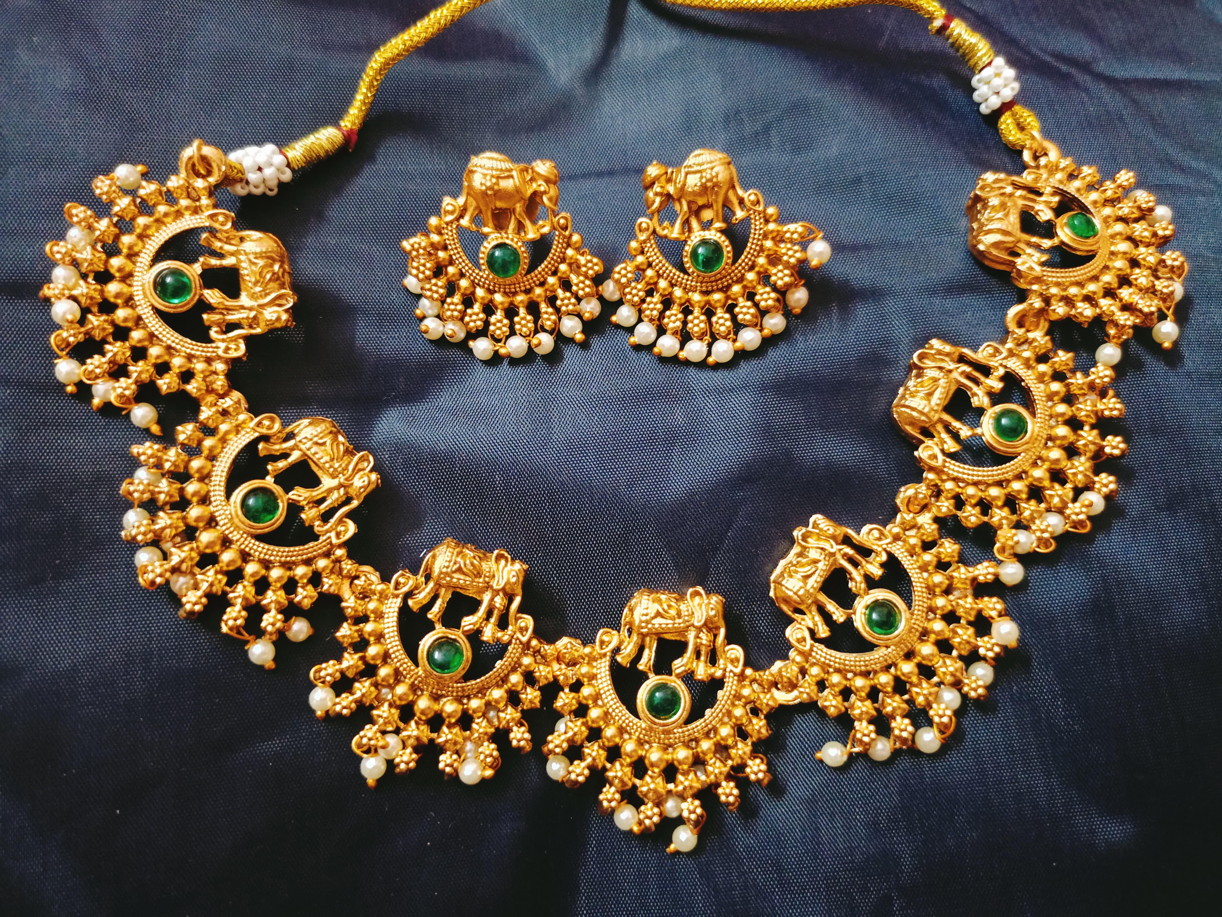 

Болливудские позолоченные традиционные южноиндийские храмовые свадебные украшения/комплект украшений Adjustable золотой