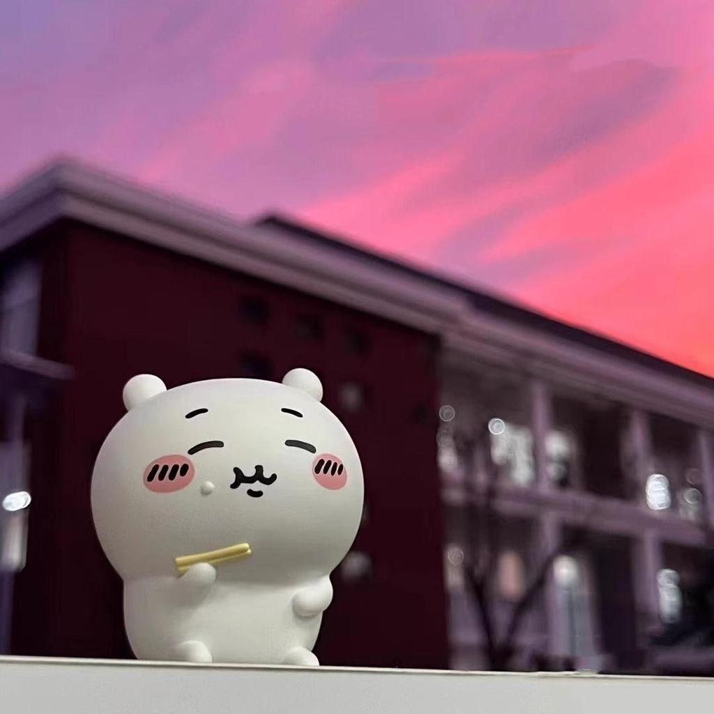 Cartoon Chiikawa Self-Deprecating Bear & Usagi Figurines - Blind Box Decorative Collectibles.