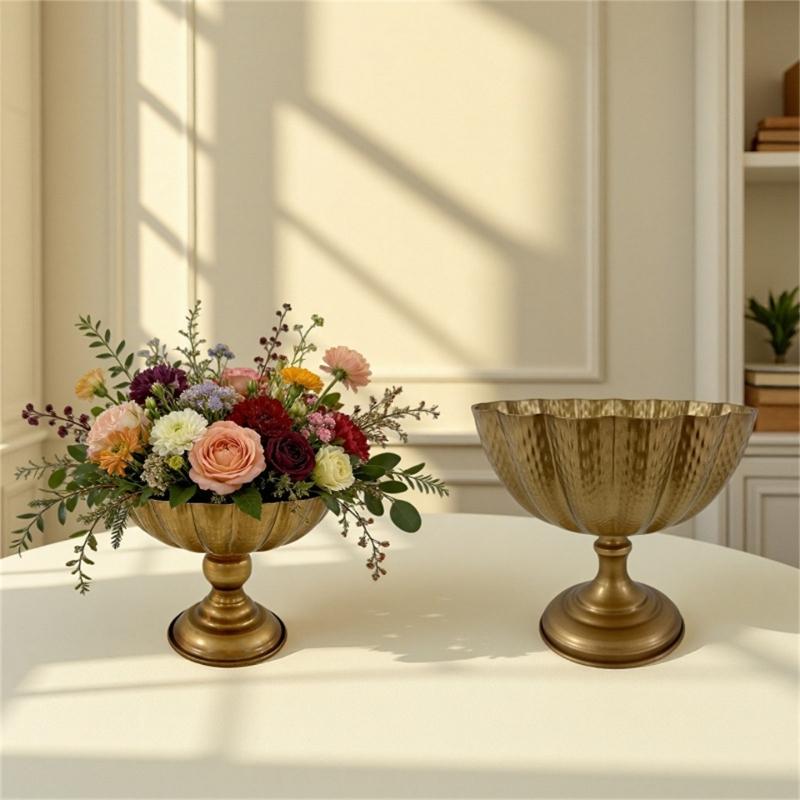Distressed Gold Vases Indoor Decorative Flower Container for Sitting Room Or Garden Setting