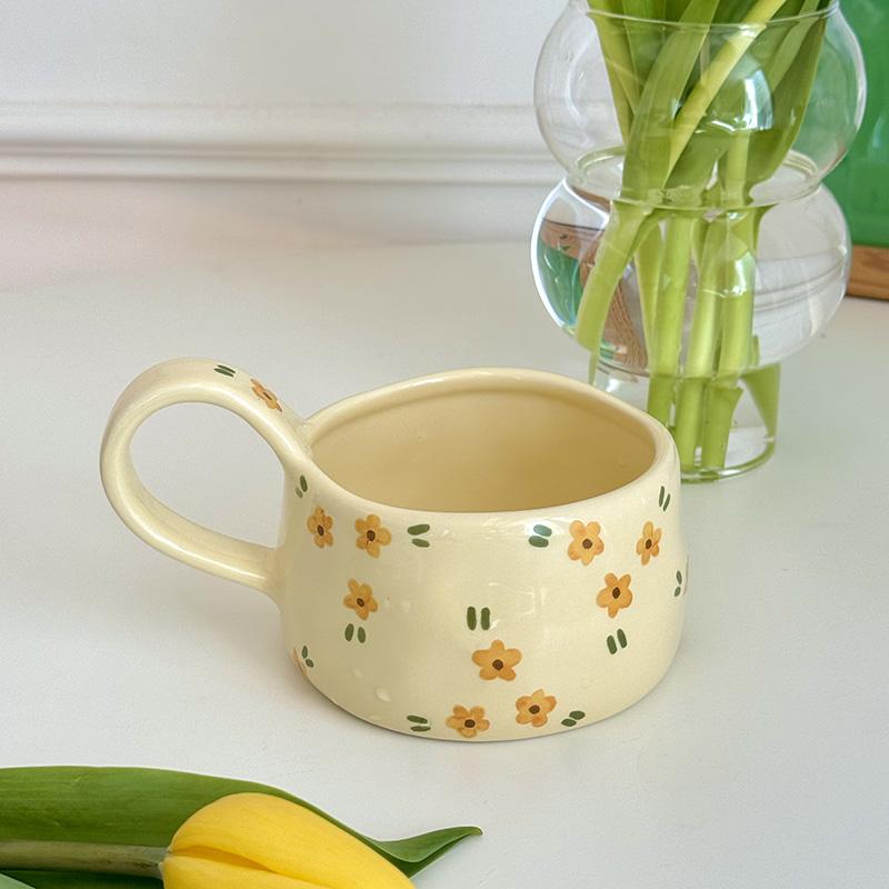 Korean Style Ceramic Mug Cute Hand Pinched Irregular Small Flower Pattern Coffee Cup Breakfast Milk Tea Cups Gift for Kids Girls