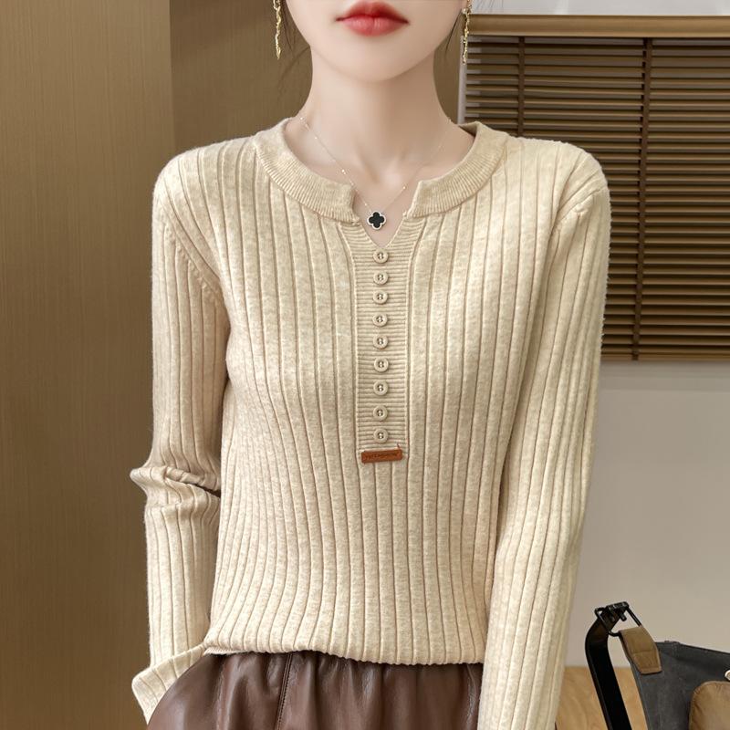 Autumn and Winter New Knitted Pullover with Buckle Draw Inside with Regular Round Neck Long-sleeved Bottomed Velvet Shirt