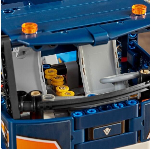 LEGO Technic 42112 Concrete Mixer