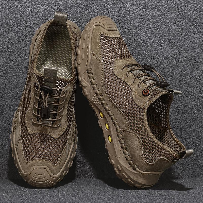 Fashion Breathable Walking Shoes for Men Outdoor Casual Sneakers Hollow Out Male Mesh Shoes Non-Slip Quick Dry Wading Aqua Shoes Sandals