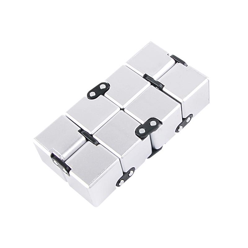 Metal Infinite Cube Stress Relief Toy Effortlessly Spin the Hand-Cranked Top Office Cube Stress Relief Children's Educational Po