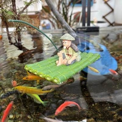 Creative Realistic Fisherman Figurine Auto-Floating Miniature Fish Tank Decorations Resin Handmade Fishing Ornament Office