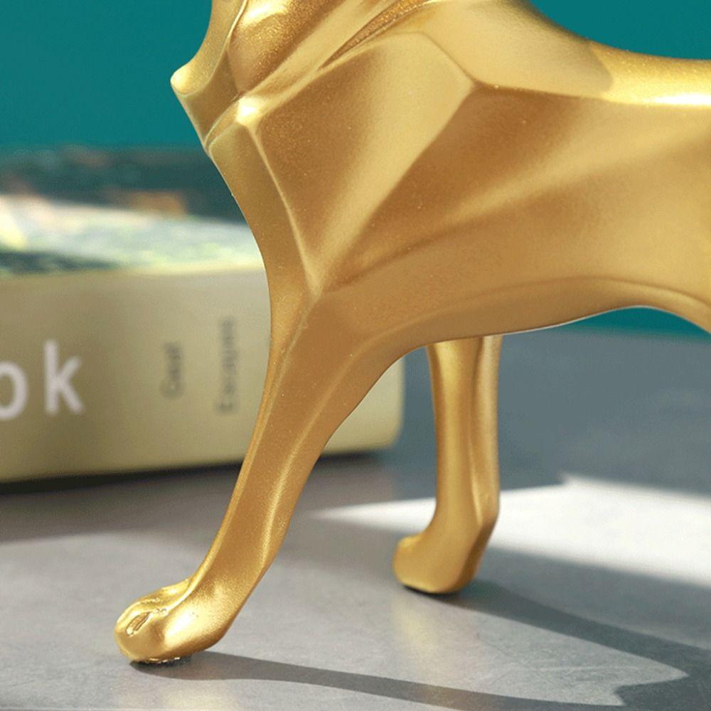 Kawaii Nordic Wolf Desktop Figurine Cartoon Cute Geometry Animal Sculpture Exquisite Mini Wolf Resin Ornament Bedroom