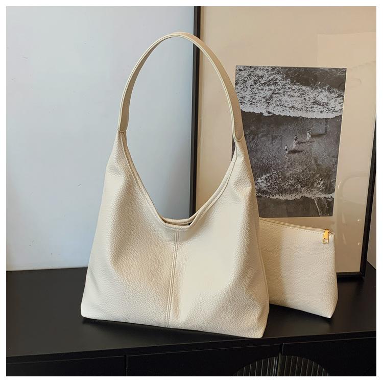 

Portable Women s Versatile Fashion Shoulder Bag Casual Large-capacity Commuter Tote Bag