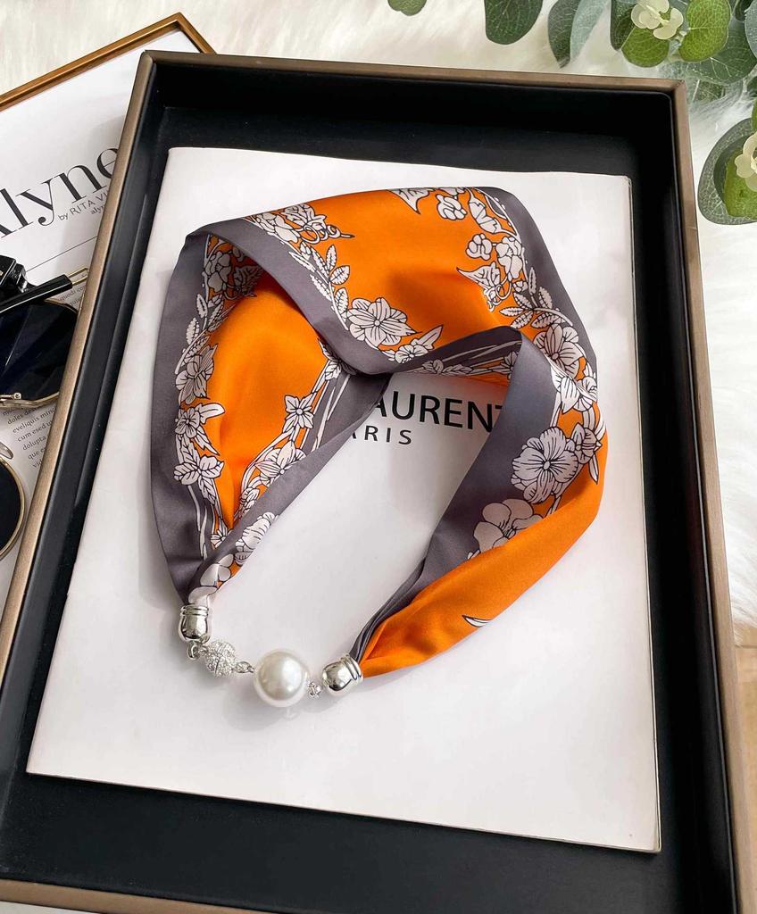 Magnetic Buckle Silk Scarf Headband Internet Celebrity New Magnetic Buckle Bracelet Small Long Women's Summer Casual Necklace Diamond Neck Band