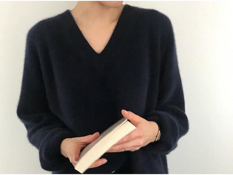 Women's Thick V-Neck Wool Sweater: Velvet, Loose, Casual Knitwear for Autumn & Winter