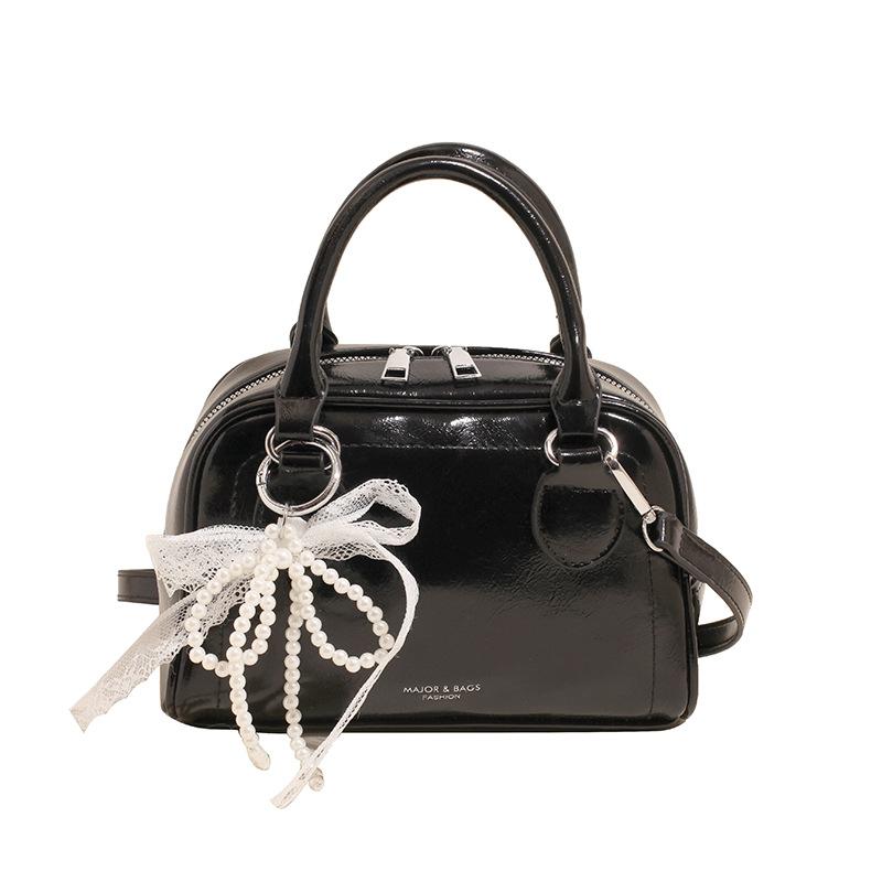 Crossbody bag women's bag new fashion shoulder portable bowling bag summer versatile niche pillow bag