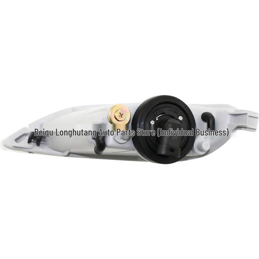 Front Halogen Fog Light for 2006 Toyota Corolla, Part Numbers 81210-AA010/81220-AA010.
