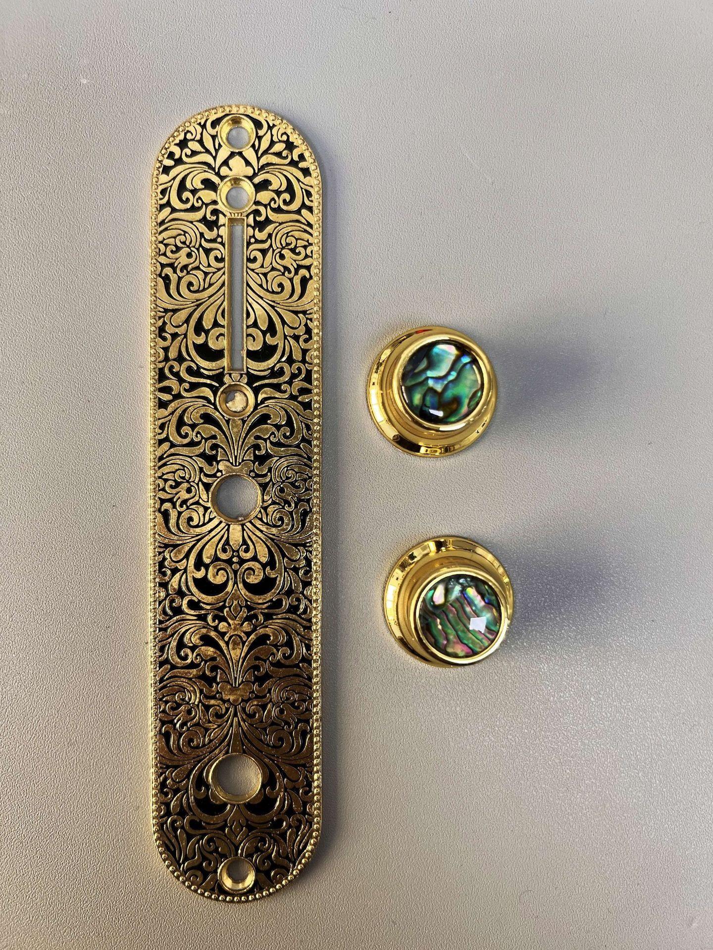 Electric Guitar Carved Wood Control Plate with Volume Knob Carved Line