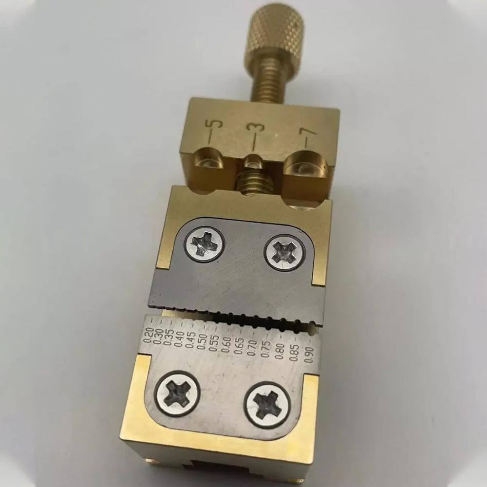 Watch Repair Tool Holder Watchmaker Lightweight Portable Wheel Vice Clamp