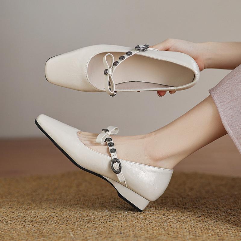 New Women's Flat Shoes Casual Solid Color Women's Single Shoes Rubber Soft Sole Square Head Four Seasons Wear Leather Shoes Low Heel Foot