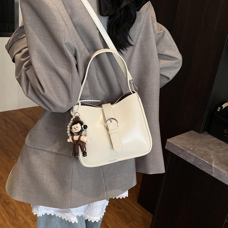 New foreign trend portable bucket bag women's 2025 spring texture women's fashion casual shoulder messenger bag