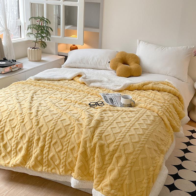 Plush Fleece Double-Layer Multifunctional Blanket Diamond Striped Spring Autumn Warm Sofa Throws Blankets Soft Comforter for Bed
