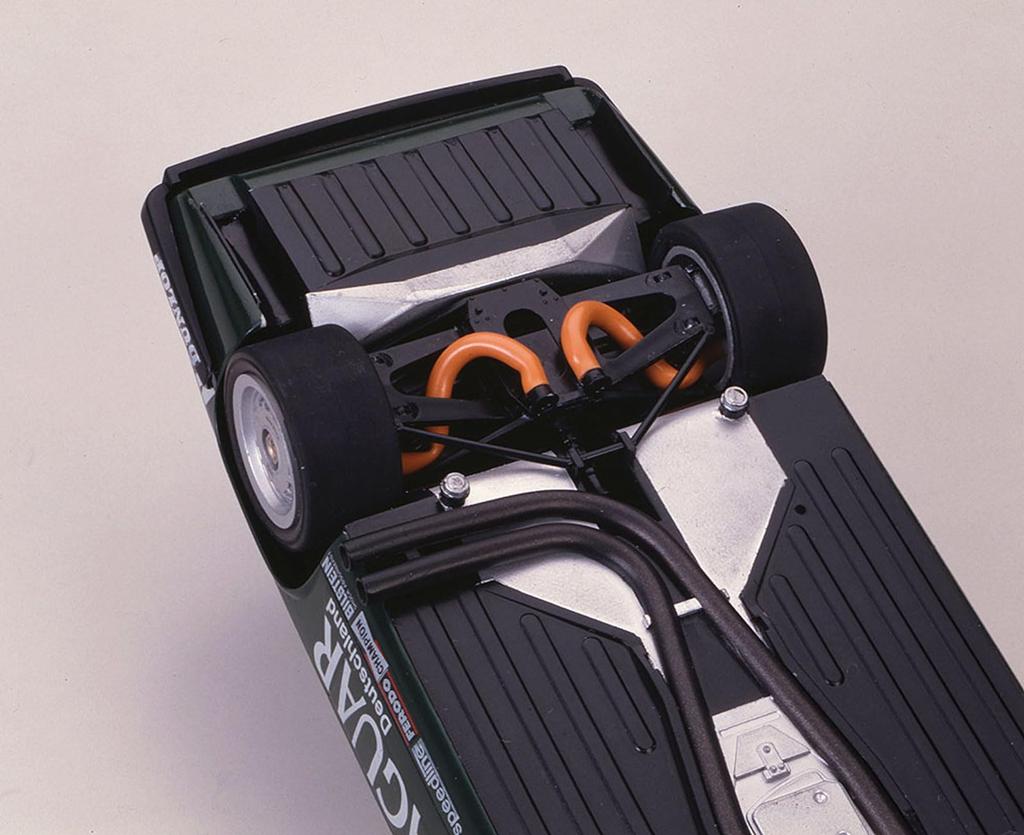 Hasegawa Jaguar TWR Plastikmodell 20305 1/24 XJ-S H.E.