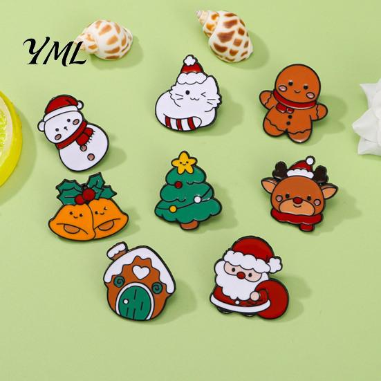 Tree Badge Pin Christmas Cartoon Enamel Brooch, Santa Claus Elk Snowman Pin, Holiday Brooch Bags Scarves Clothes Decorative Accessory for Party