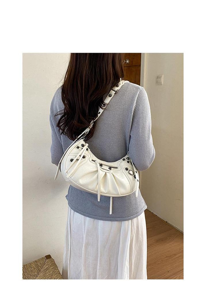 2026 Spicy Girl Rivet Crescent Versatile Handbag: Underarm, Shoulder & Crossbody