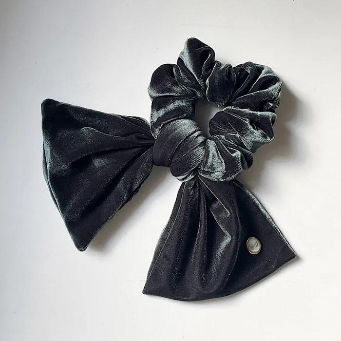 Cameo Velvet Ruffle Scrunchie[DeepGreen]