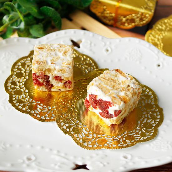 50 Teile/satz Exquisite Spitze Rand Dessert Matte Schöne Wärme Isolierung Papier Kuchen Matte für Zuhause