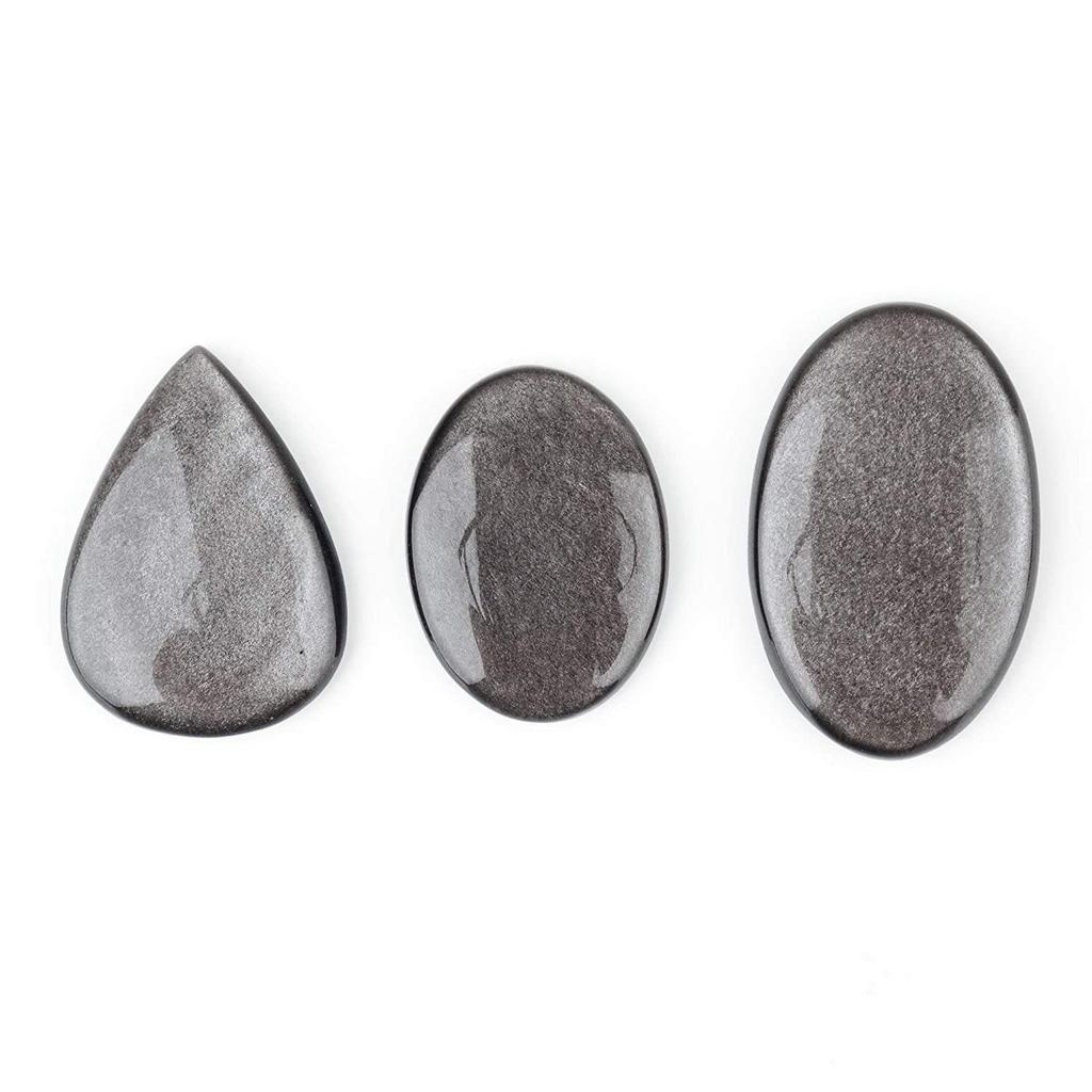 Volný kabošon z přírodního stříbrného obsidiánu, volně leštěný mix tvarů se sadou drahokamů všech velikostí, sada drahokamů.