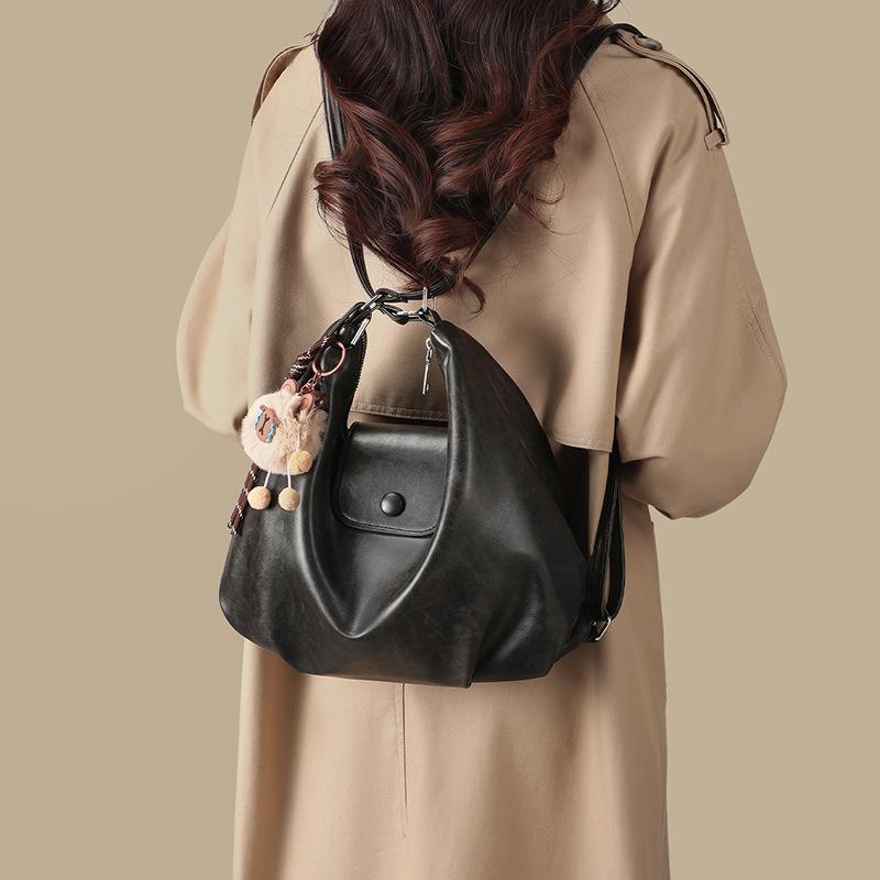 Bags New women's bags Autumn and winter shoulder armpit bags Large capacity commuter casual tote bags