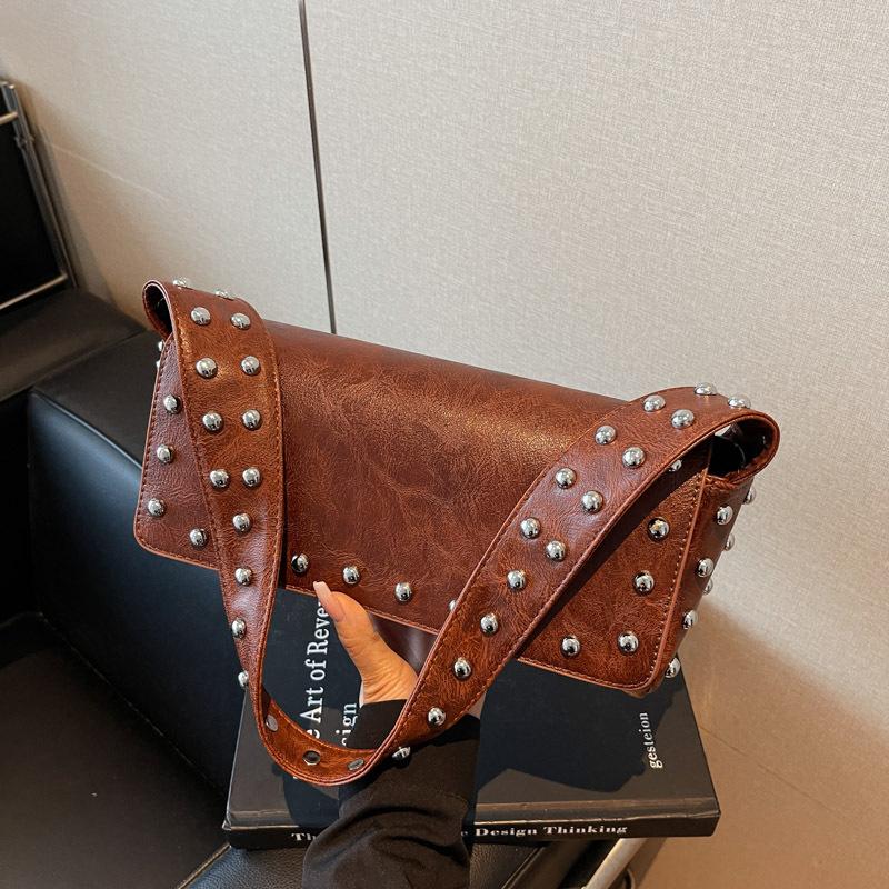 Rivet Small Bag Women's New Fashion Broadband Underarm Small Square Bag Autumn and Winter Retro Commuter Shoulder Bag