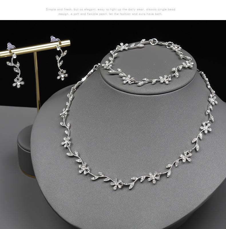 Cross-Border Light Luxury Jewelry: Diamond Leaf Necklace, Earrings & Bracelet Set (4-Piece Bridal Accessories)