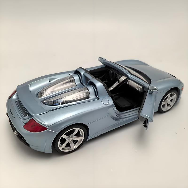 Motornax 1:24 Porsche Carrera GT Alloy Car Diecasts & Toy Vehicles Car Model Miniature Scale Model Car Toys For Children