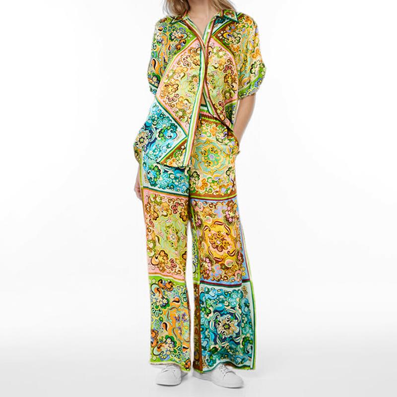 Spring new women s clothing, European and American fashion suits, retro lapel lantern sleeves printed two-piece set S
