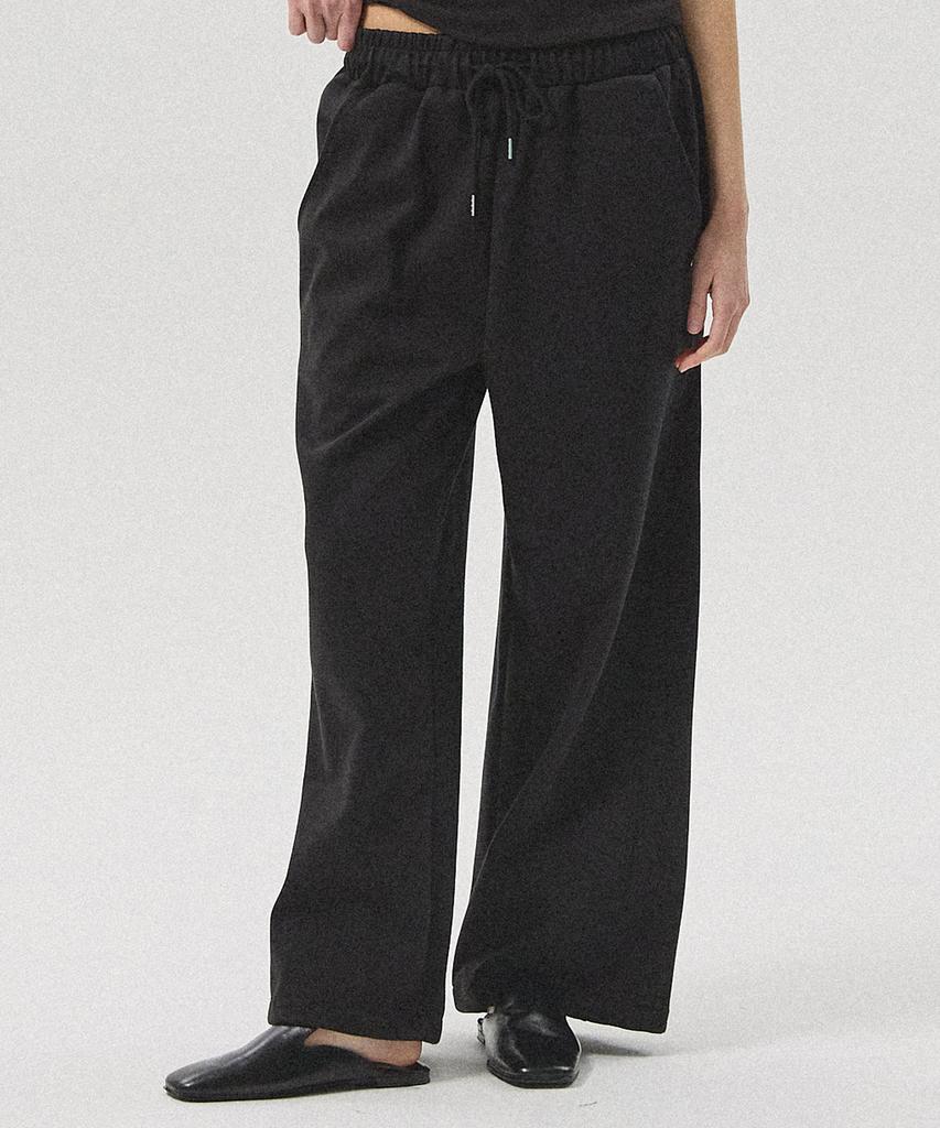 Aheule Aro Oversized Wide Drawstring Sweatpants_Black