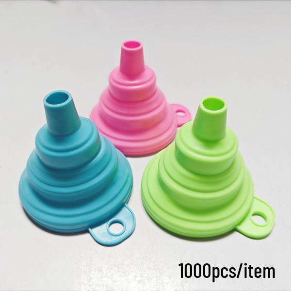 

Large Diameter Silicone Folding Funnel for Grain Storage, Ice Pack Water Injection, and Soy Sauce Pouring.
