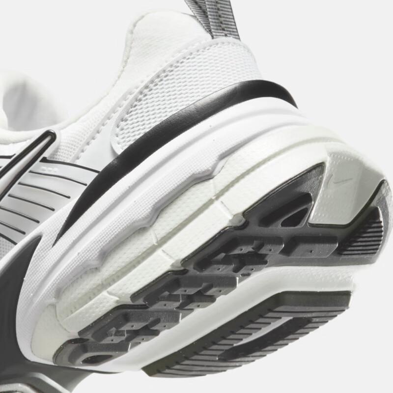 Nike V2K RUN Women's Casual Shoes