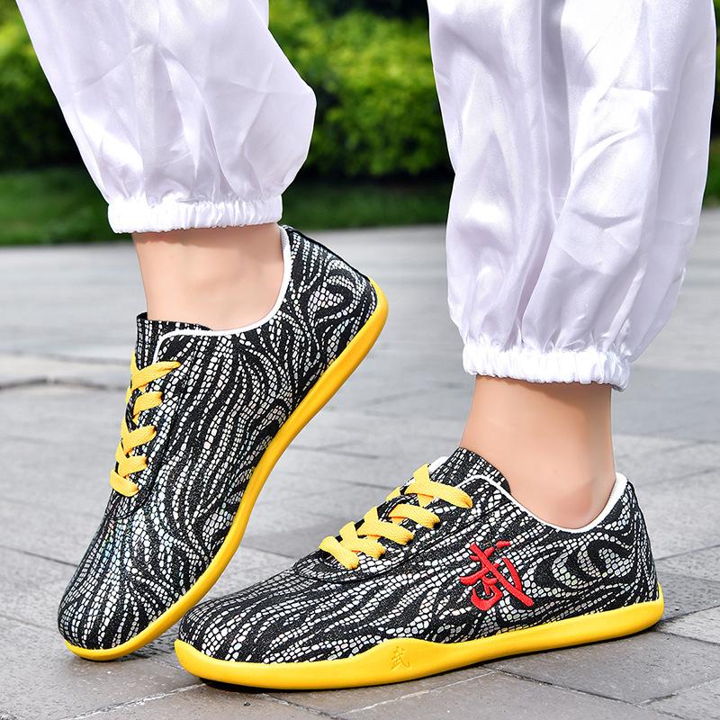 New parent-child Tai Chi shoes men's practice shoes Tai Chi shoes martial arts shoes sports shoes Taoist Wudang Shifang shoes men