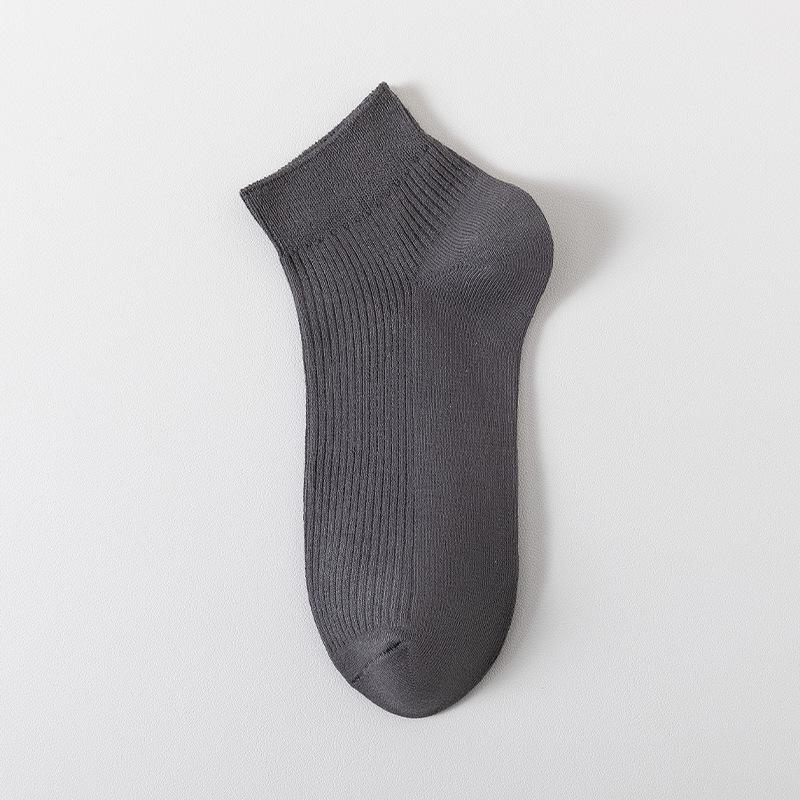 Summer Men's Solid-color Short Socks, Anti-odor and Anti-friction Casual Men's Socks, Breathable and Sweat-absorbing Socks