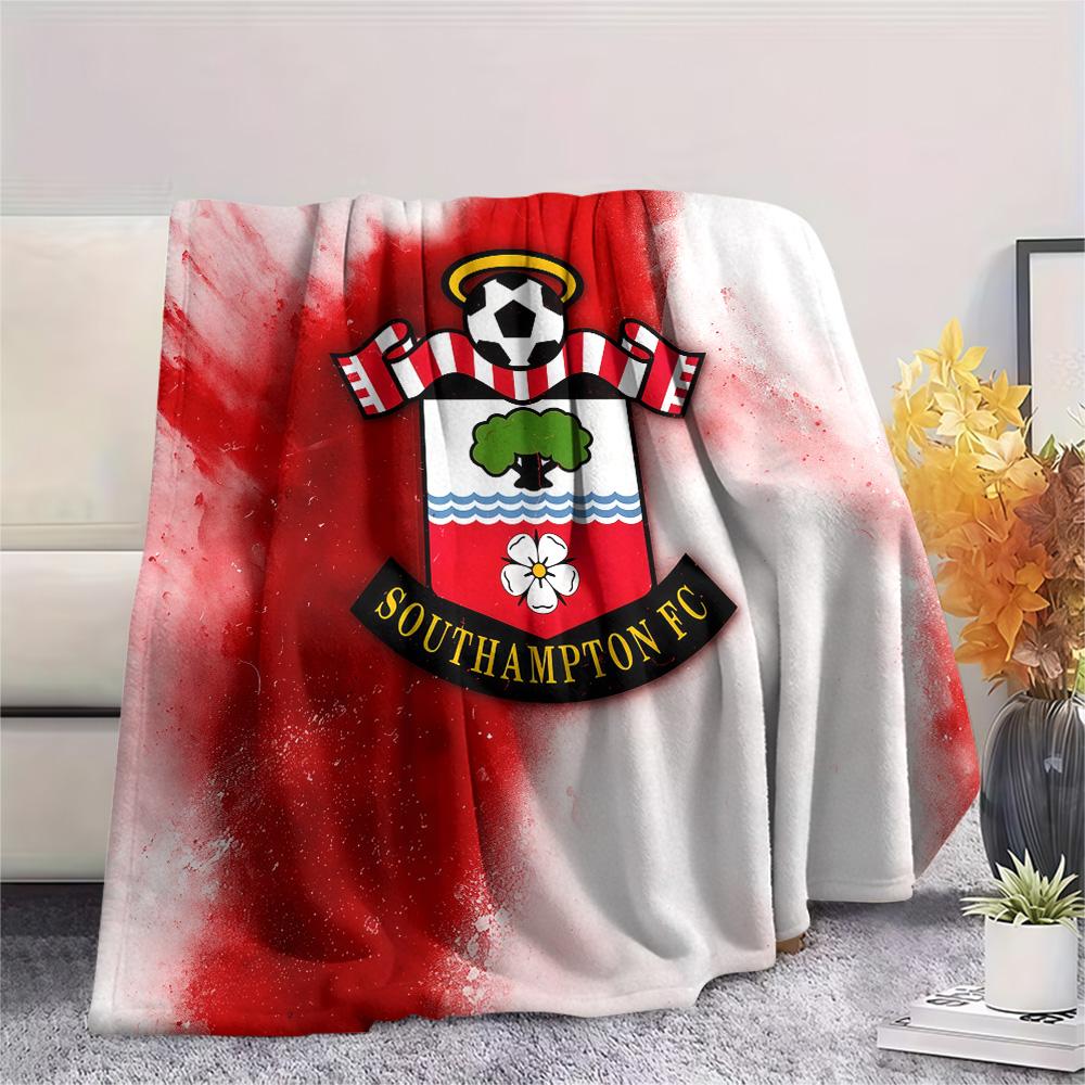 Southampton F.C Flannel Blanket, High Quality Comfortable for All Seasons, Home Decor, Warmth and Comfort