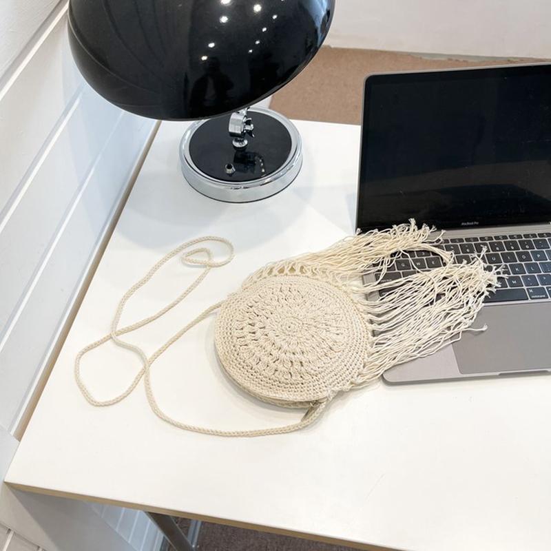 Yogodlns Fashion Round Hand-woven Woman Shoulder Bag Summer Travel Shopping Straw Beach Bags Tassels Female Small Messenger Bag