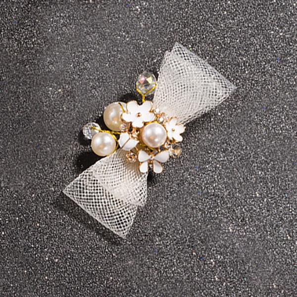 

Заколка для волос с кружевным бантом ручной работы, золотая сетчатая корона, аксессуар для волос, женская хрустальная заколка, венок, головной убор принцессы, свадебная жемчужная тиара