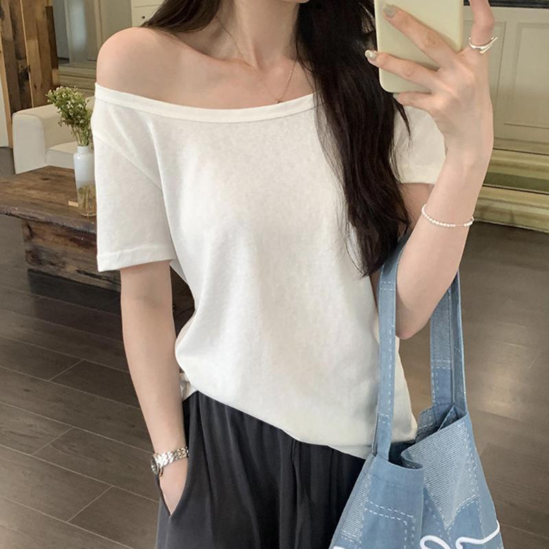 

Summer beautiful one word shoulder two wear slanted shoulder short-sleeved T-shirt women s summer relaxation feeling beautiful off-the-shoulder top S( 40-47.5kg ) белый