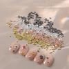 50 stk Mini Halvrunde Rustfritt Stål Kaviarkuler Neglekunst Dekorasjoner Mikro Kule Charms Gel Polish Tips Manikyrtilbehør