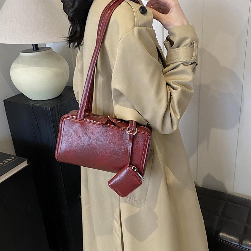 Trendy Brand Women's Bags Fashion Mailbox Bags Women's 2025 New Shoulder Armpit Bags