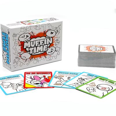 Muffin Time Velmi náhodná karetní hra Párty hra Herní večer 200 ks Unikátní karty Rychlé hraní Vhodné pro 2 až 8 hráčů