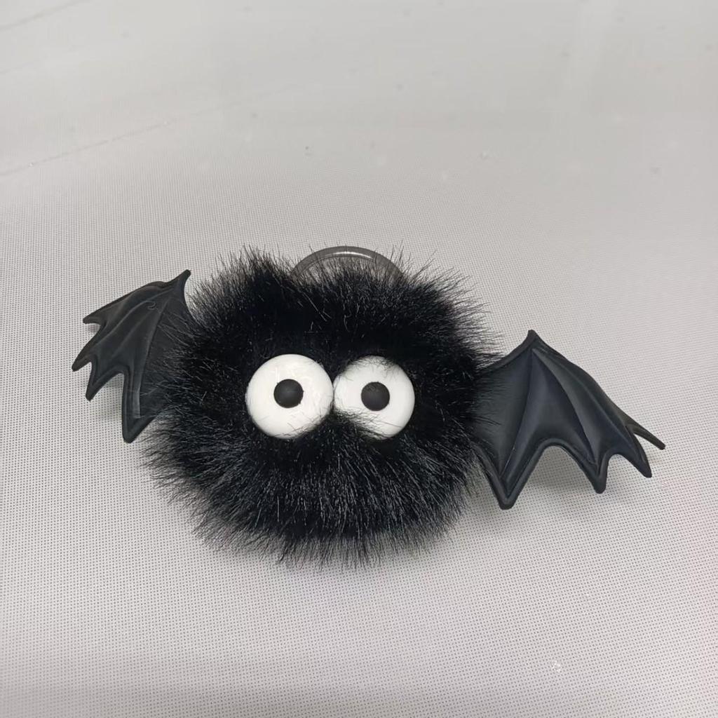 Halloween Bat Pompon Keychain: Cute Plush Bag Charm 