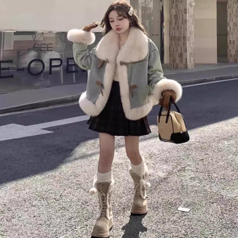 

Женская Ретро Джинсовая Куртка из Овечьей Шерсти Большого Размера - Зимнее Короткое Пальто Высокого Класса M (for 95-110 jin)